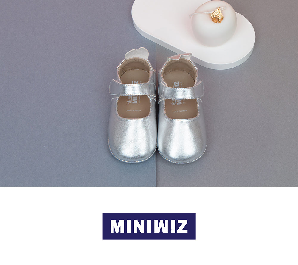 Miniwiz New Wiz Petit First Walkers Shoes (Silver)